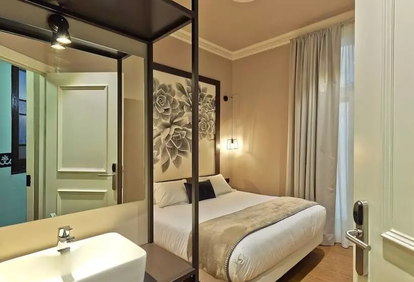 Hostal Central Barcelona