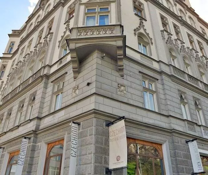 Hotel Czech Inn