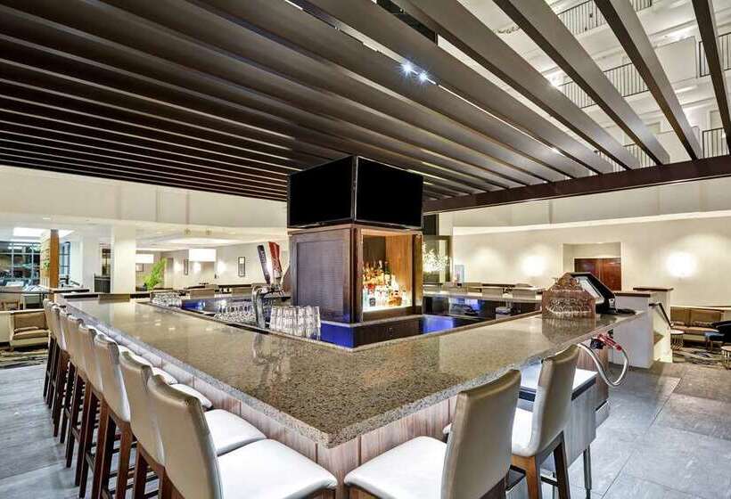 هتل Embassy Suites By Hilton Orlando Downtown