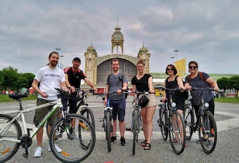 هتل Hostel Downtown