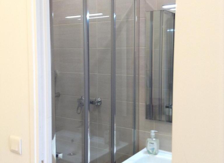 ホテル Hôtel Richard