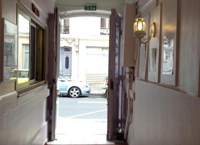 ホテル Hôtel Richard