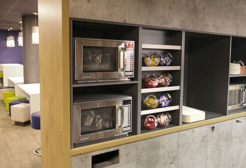 فندق Ibis Budget Manchester Salford Quays