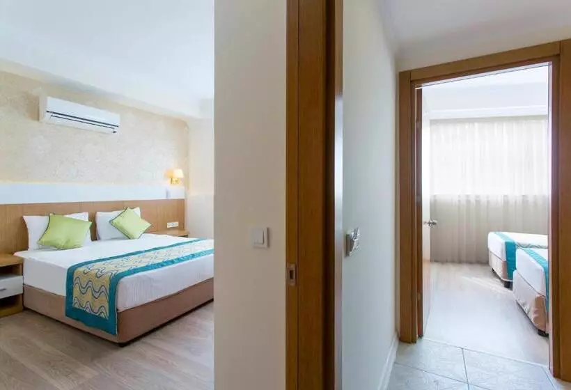 ホテル Kemer Dream