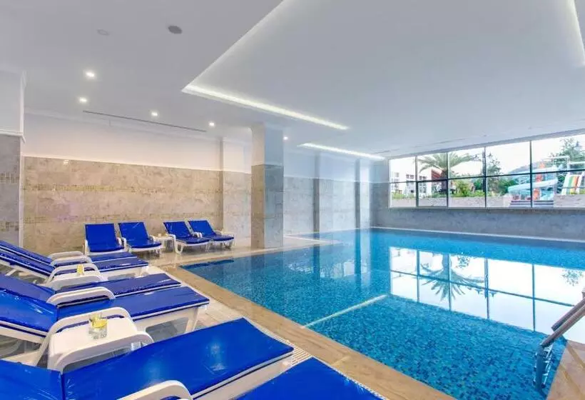 ホテル Kemer Dream