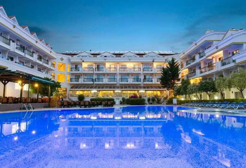 هتل Kemer Dream