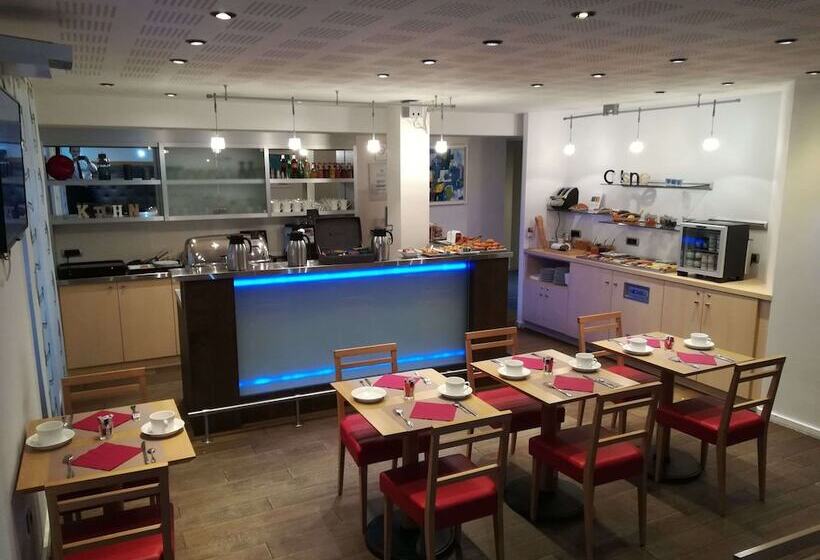 בית מלון כפרי Mercure Vittel