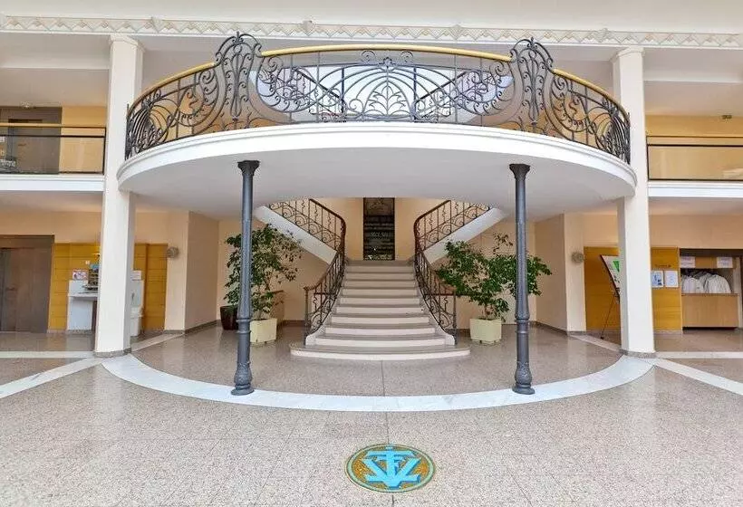 Hotel Mercure Vittel