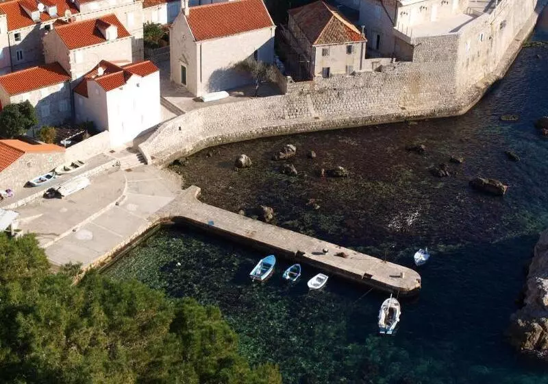 فندق Miro Studio Apartments