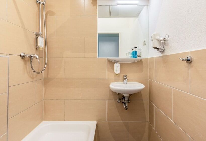 Garner Hotel Berlin   Schöneberg