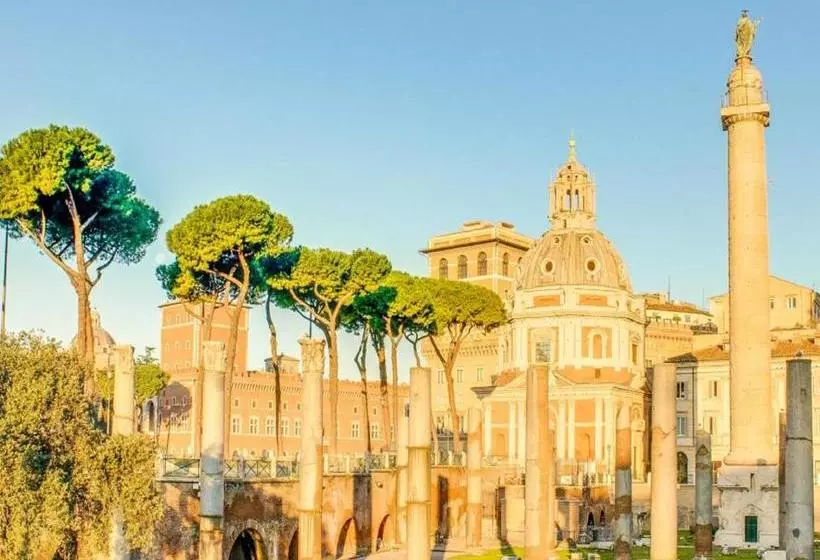 هتل Relais Fori Imperiali