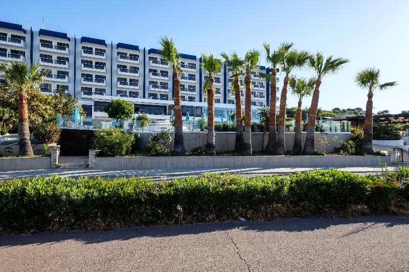 Отель Sanders Florida