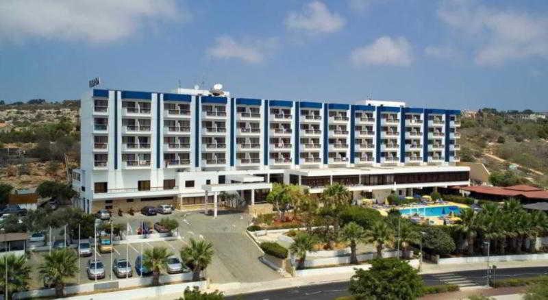 Отель Sanders Florida