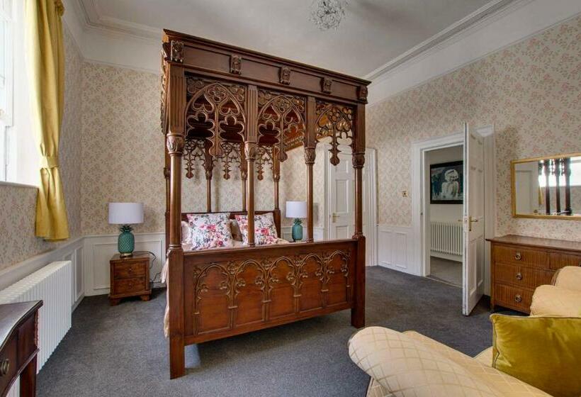 בית מלון כפרי Stone Court House