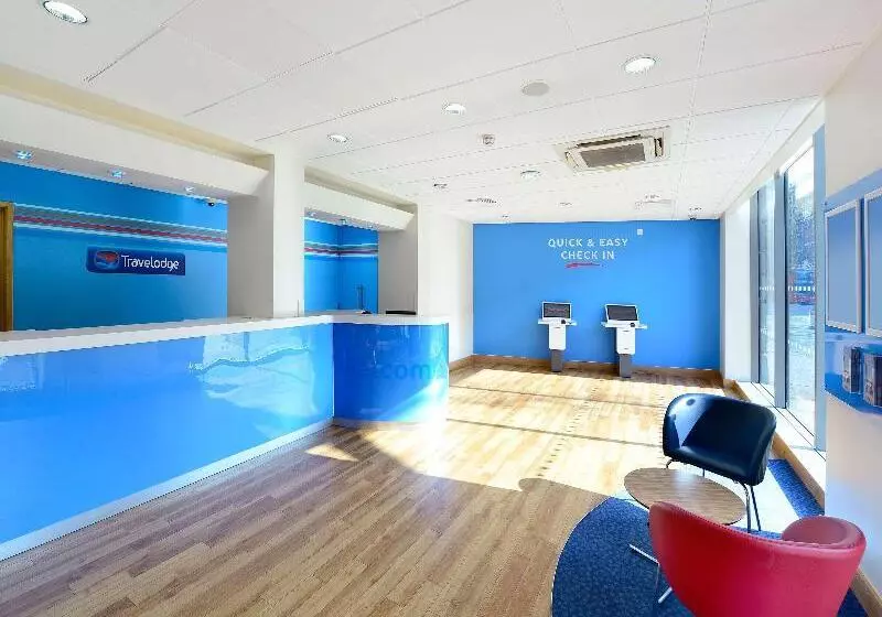 בית מלון כפרי Travelodge London Central Waterloo