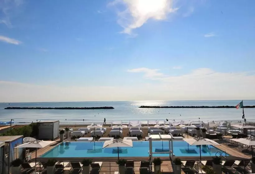 Szálloda Vistamare Suite