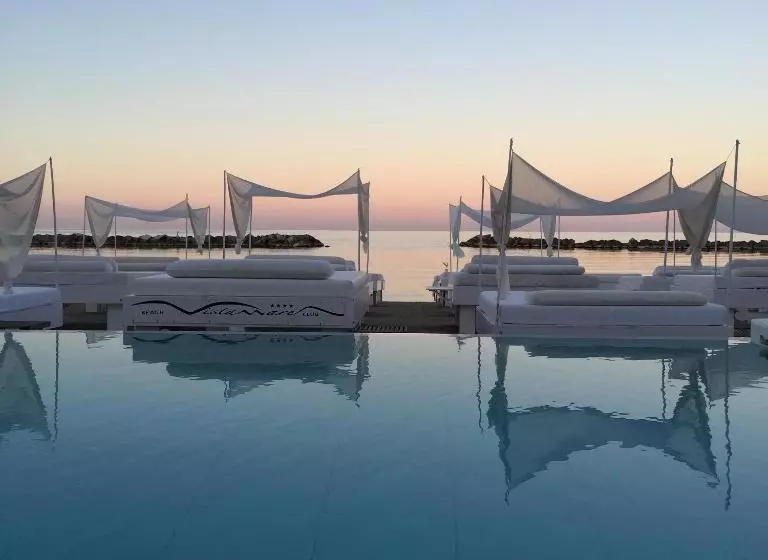 Szálloda Vistamare Suite