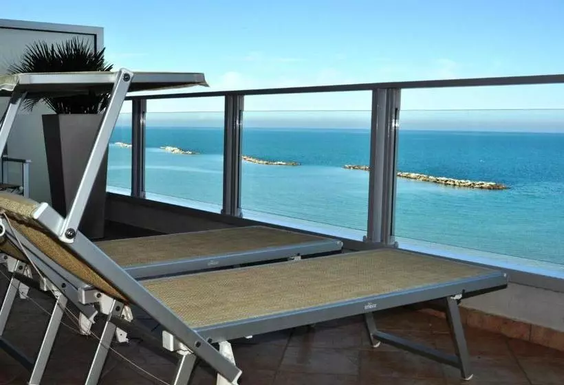 Szálloda Vistamare Suite