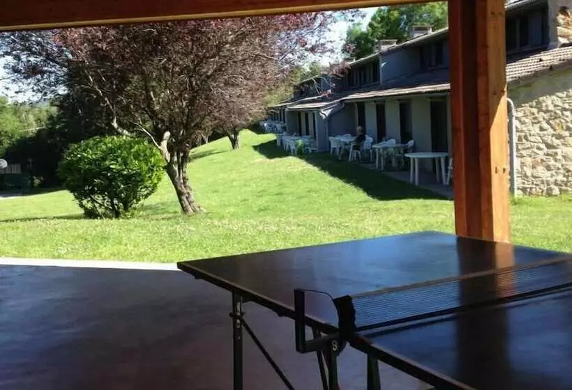 酒店 Vvf Haute Loire Saintjulienchapteuil