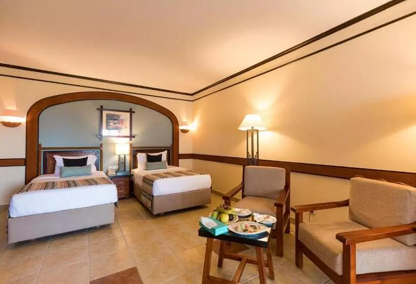 Sunrise Remal Resort