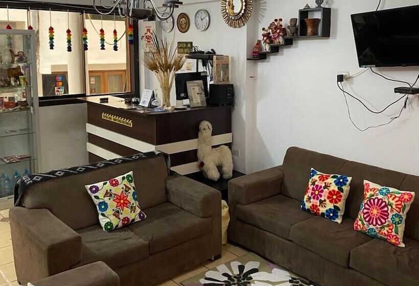 Hotel Paititi Classic