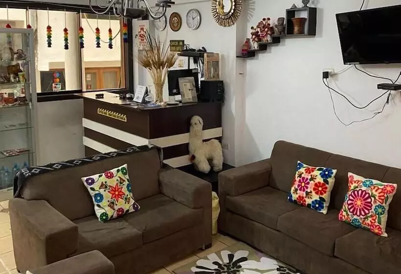 هتل Paititi Classic