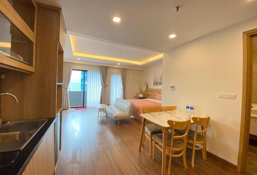 Flc Sea Tower Condotel