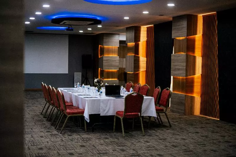 Elegance Resort Hotel & Spa Wellness Aqua