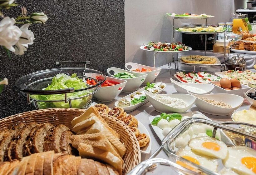 בית מלון כפרי Delta