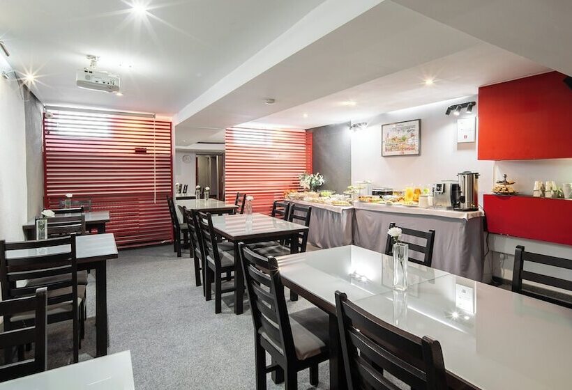 בית מלון כפרי Delta