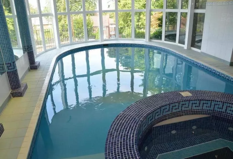 酒店 The Retreat Manor Spa