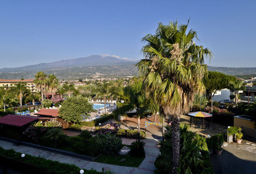 ホテル Fondachello Resort