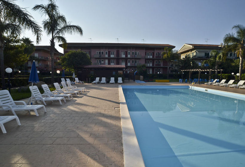 ホテル Fondachello Resort