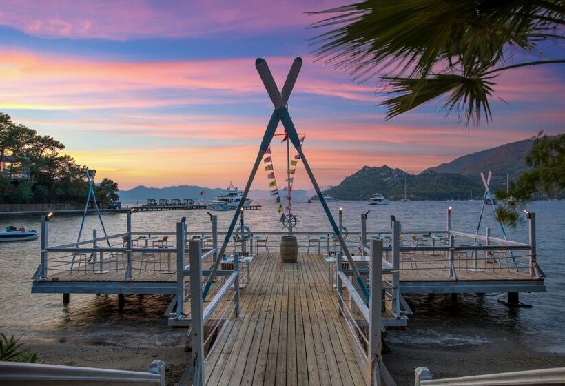 ホテル Marmaris Bay Resort   Adults Only