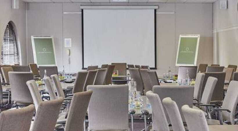 فندق Milton Hill House