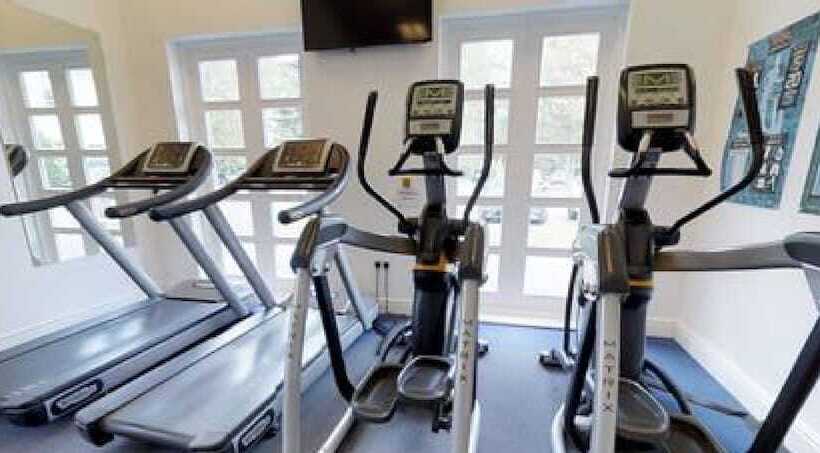 فندق Milton Hill House