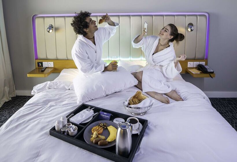 فندق Park Inn By Radisson Abu Dhabi Yas Island