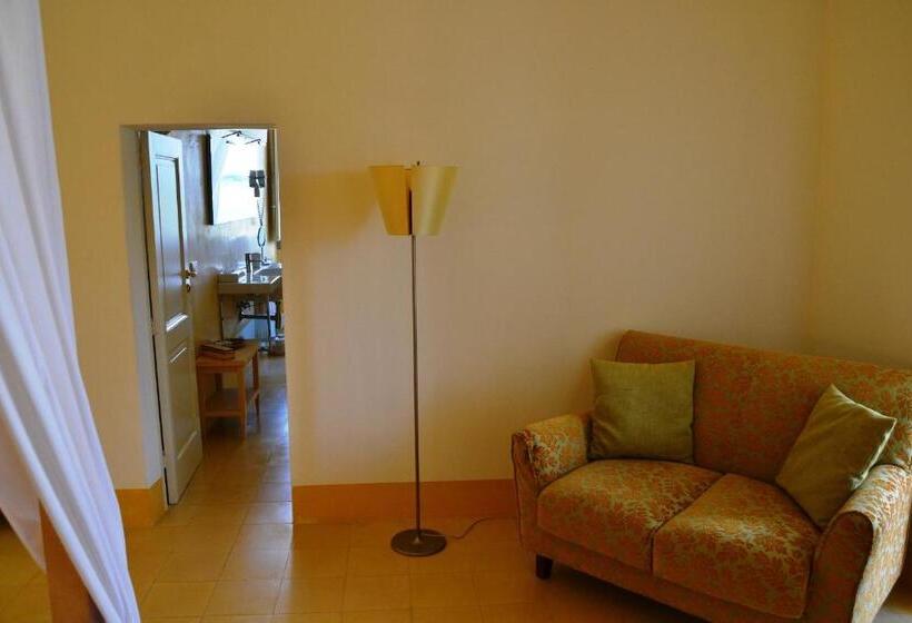 Отель Relais Masseria Villa Cenci