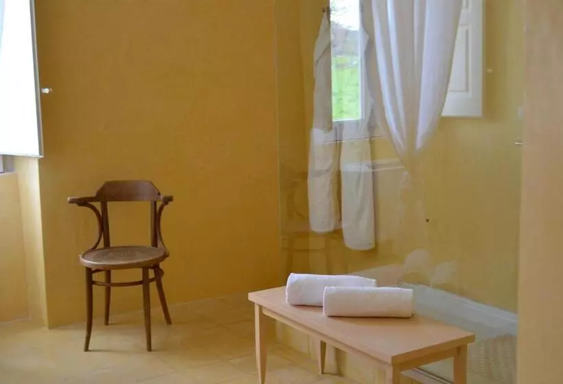 هتل Relais Masseria Villa Cenci