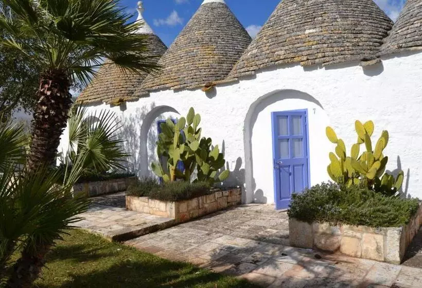 هتل Relais Masseria Villa Cenci