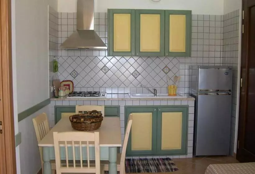 فندق Residence Punta Longa