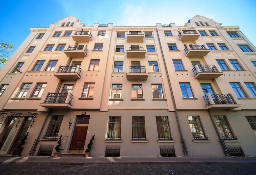 هتل Rixwell Old Riga Palace