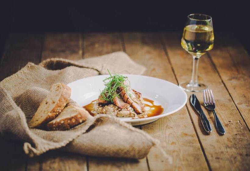 فندق The Ashbourne