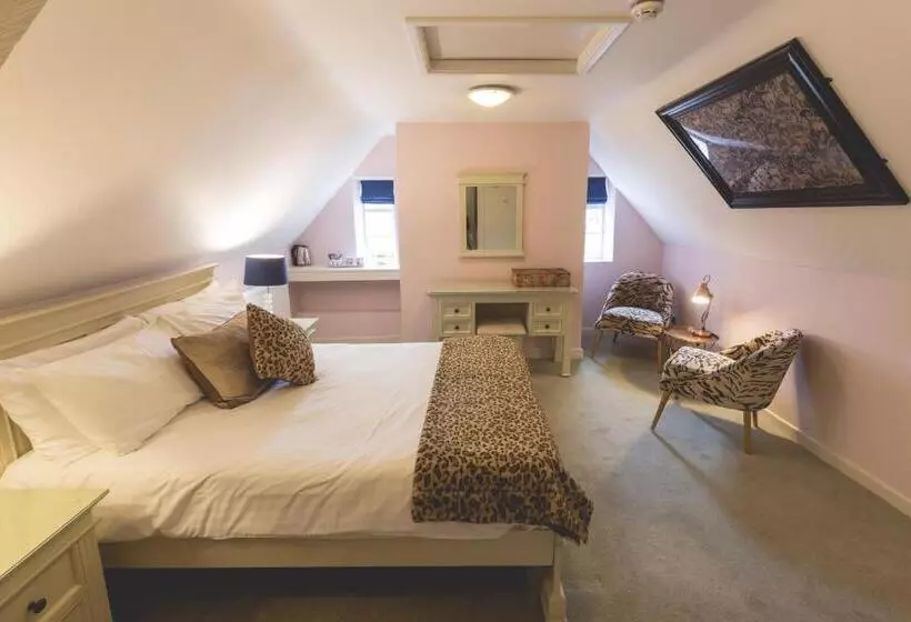 The Old Vicarage Hotel & Restaurant