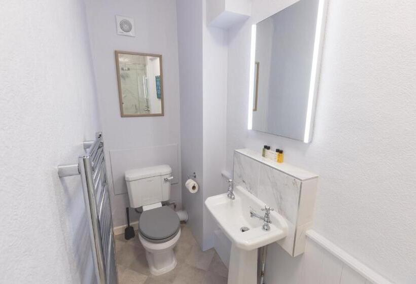 The Old Vicarage Hotel & Restaurant