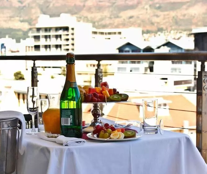 فندق The Rockwell Luxury Suites