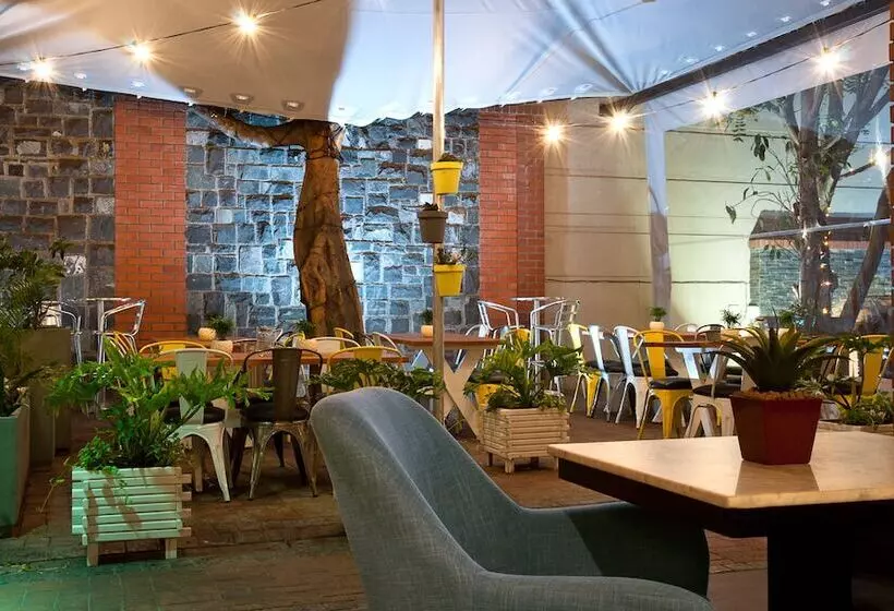 فندق The Rockwell Luxury Suites