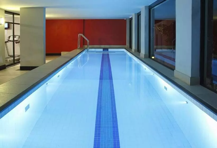 فندق The Rockwell Luxury Suites