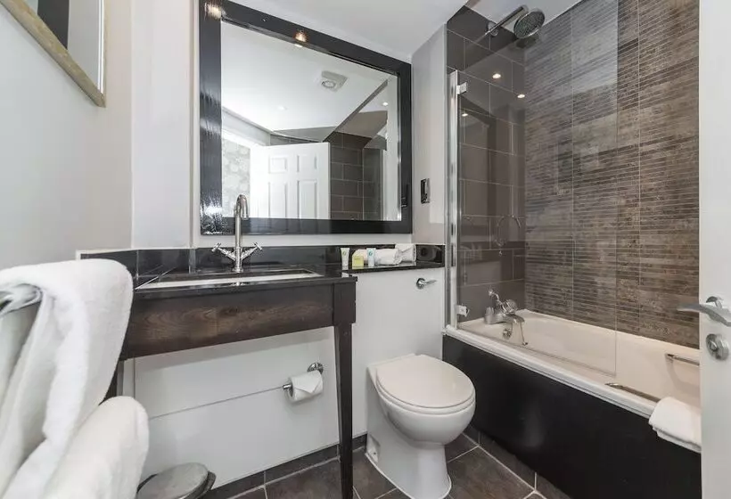 בית מלון כפרי Warbrook House Heritage