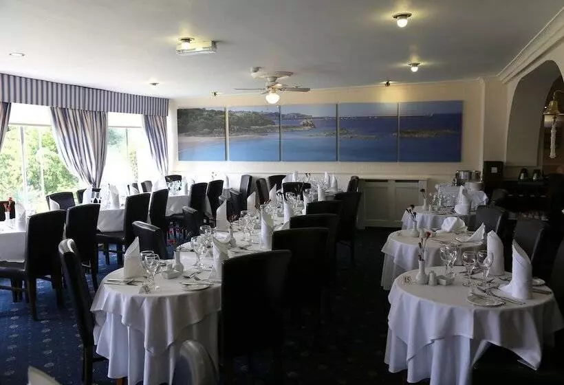 Отель Westhill Country